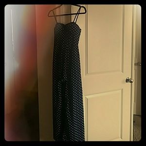 Short rumper with long back and sides